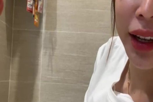 phim sex những bà mẹ nhật bản Em gái bú mút ngay bên bờ sông