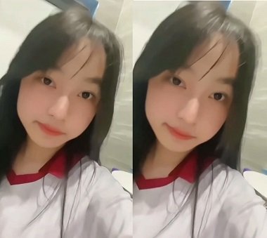 jav linh tây Em sinh viên chân dài đang xem rv phim thì anh đè ra chơi